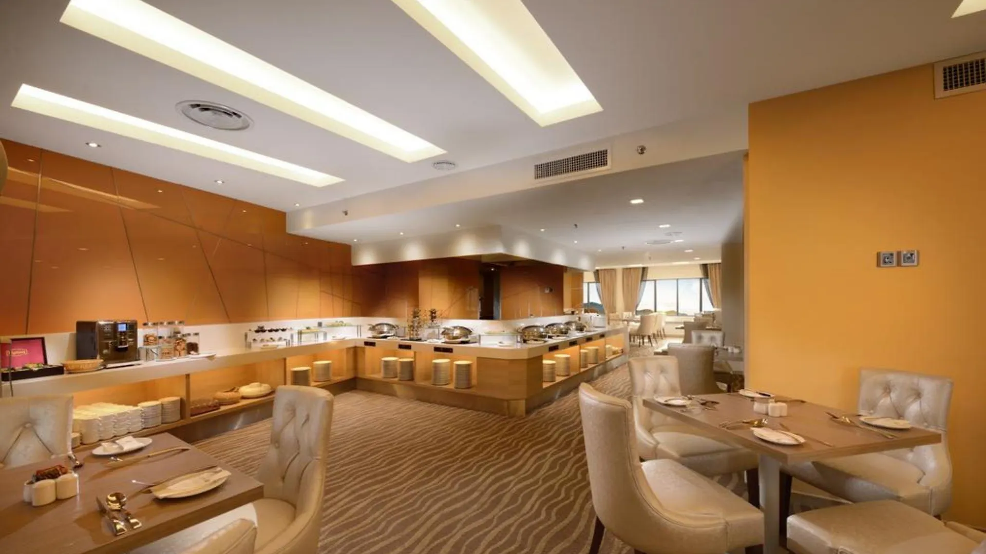 Sunway Hotel Georgetown Penang 4*, ג'ורג' טאון